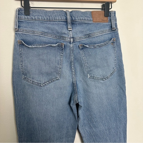 MADEWELL- The Perfect Vintage Jean in Belbury Wash Straight Leg Mom Jeans Denim - Picture 6 of 10